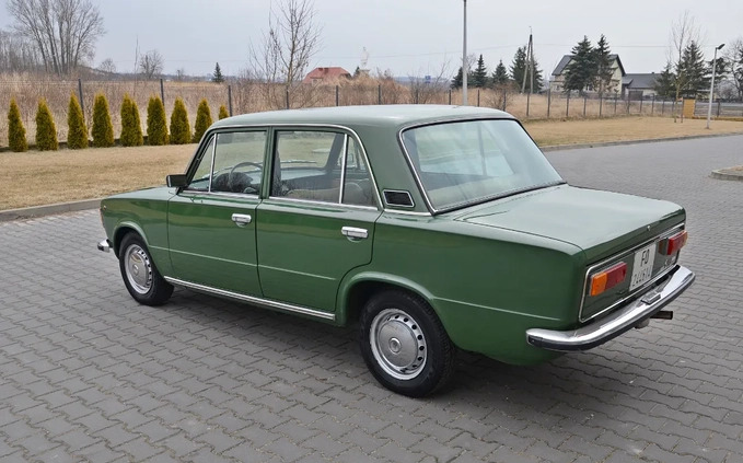 Fiat 124 cena 33700 przebieg: 64500, rok produkcji 1971 z Debrzno małe 704